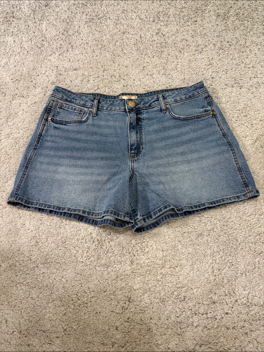 Kut From the Kloth Classic Light Blue Denim Women’s Shorts Size 14